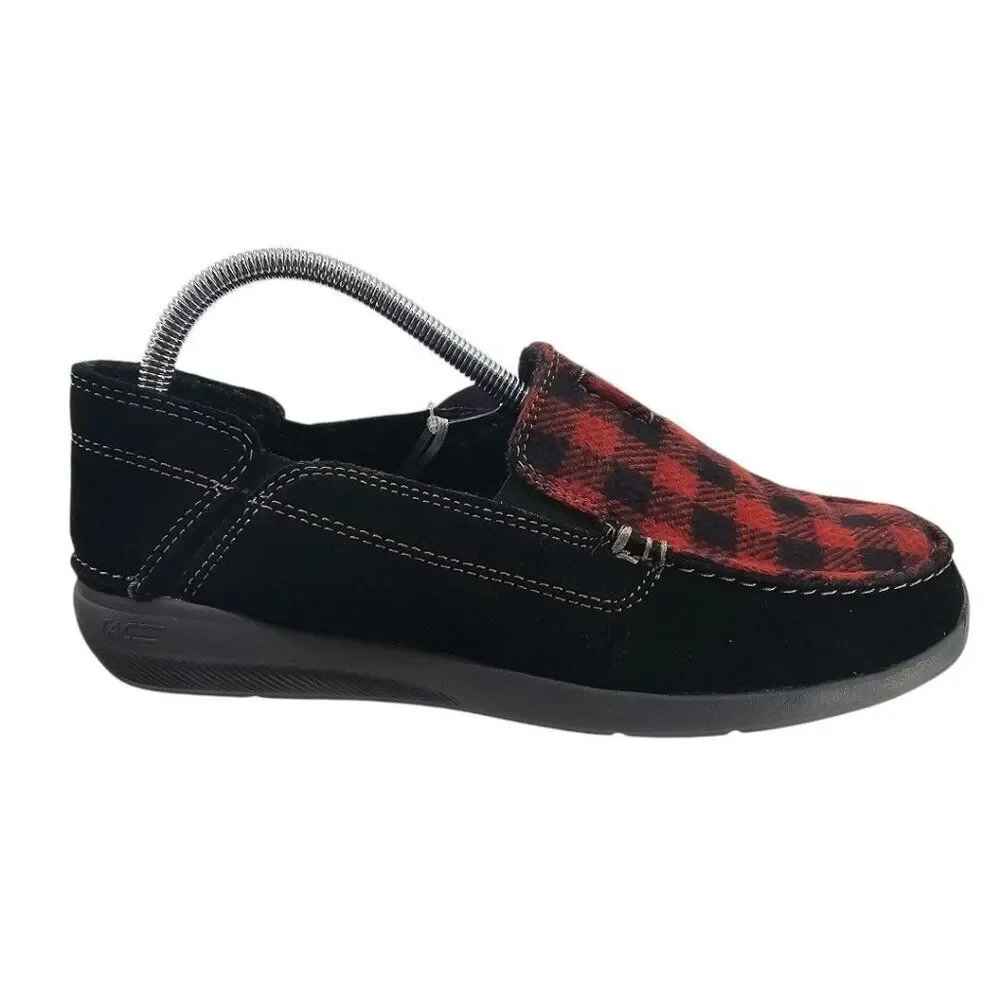 Clarks Mens 7.5  Gorwin Step Sneakers in Black Suede Buffalo Plaid NWT